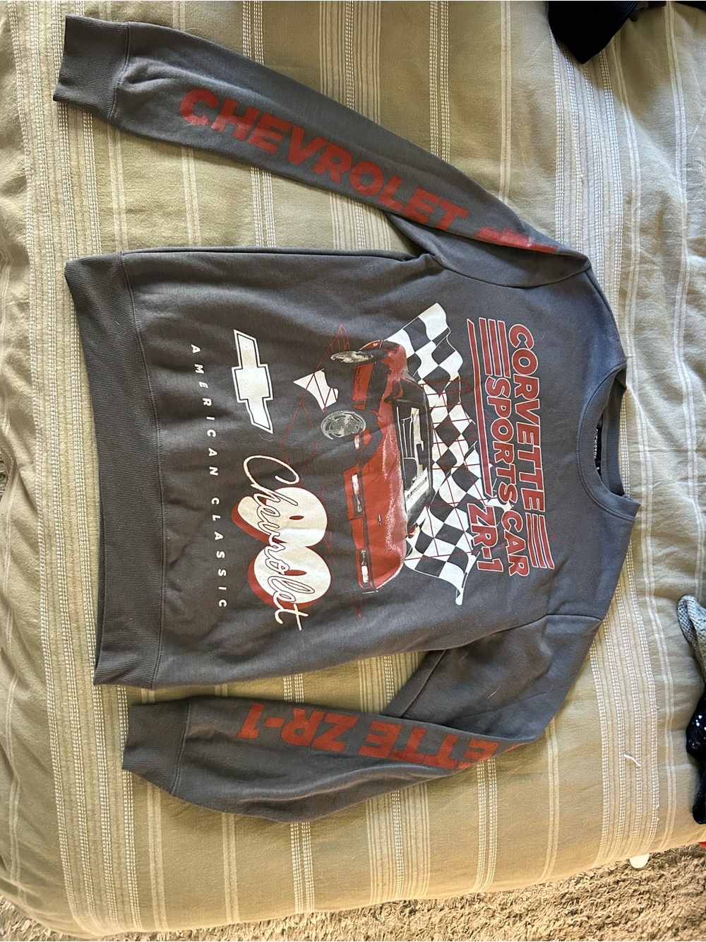 Women’s Chevrolet Corvette Sports Car Graphic Sweatshirt - Gray & Red